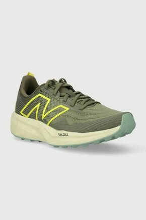Tekaški čevlji New Balance FuelCell Venym zelena barva