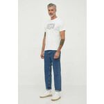 Bombažna kratka majica Pepe Jeans WYATT bež barva - bež. Kratka majica iz kolekcije Pepe Jeans, izdelana iz tanke, elastične pletenine. Model iz izjemno udobne tkanine z visoko vsebnostjo bombaža.
