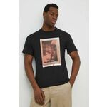 Bombažna kratka majica Calvin Klein moški, črna barva - črna. Kratka majica iz kolekcije Calvin Klein, izdelana iz elastične pletenine. Model iz zračne bombažne tkanine.