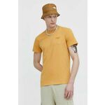 Bombažna kratka majica Superdry moški, rumena barva - rumena. Kratka majica iz kolekcije Superdry, izdelana iz enobarvne pletenine. Model iz izjemno udobne bombažne tkanine.