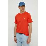 Bombažna kratka majica United Colors of Benetton moški, rdeča barva - rdeča. Kratka majica iz kolekcije United Colors of Benetton, izdelana iz tanke, elastične pletenine. Model iz izjemno udobne, zračne tkanine.