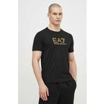 Bombažna kratka majica EA7 Emporio Armani moški, črna barva - črna. Kratka majica iz kolekcije EA7 Emporio Armani, izdelana iz tanke, elastične pletenine. Model iz izjemno udobne bombažne tkanine, ki je zračna.