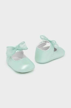 Čevlji za dojenčka Mayoral Newborn turkizna barva - turkizna. Čevlji za dojenčka iz kolekcije Mayoral Newborn. Model izdelan iz imitacije lakastega usnja.