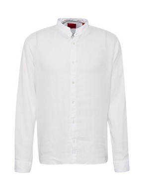 Lanena srajca HUGO bela barva - bela. Srajca iz kolekcije HUGO. Model izdelan iz enobarvne tkanine. Ima stoječi ovratnik. Izjemno zračen