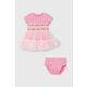 Obleka za dojenčka Guess roza barva - roza. Obleka za dojenčke iz kolekcije Guess. Nabran model, izdelan iz kombinacija dveh različnih materialov.