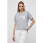 T-shirt New Balance ženski, siva barva - siva. T-shirt iz kolekcije New Balance. Model izdelan iz tanke, elastične pletenine.