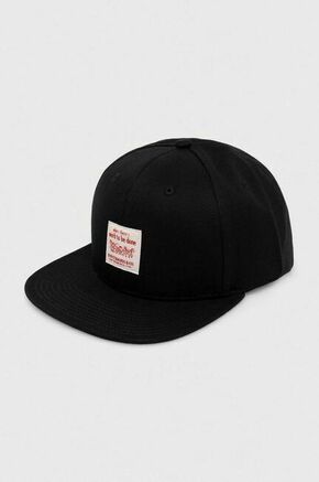 Bombažna bejzbolska kapa Levi's črna barva - črna. Kapa s šiltom vrste snapback iz kolekcije Levi's. Model izdelan iz tkanine z nalepko.