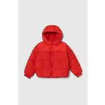 Otroška jakna Tommy Hilfiger rdeča barva - rdeča. Otroški jakna iz kolekcije Tommy Hilfiger. Podložen model, izdelan iz gladkega materiala. Vgrajena kapuca poveča zaščito pred mrazom in vetrom.