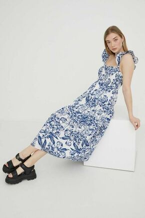 Obleka Abercrombie &amp; Fitch - modra. Casual obleka iz kolekcije Abercrombie &amp; Fitch. Model izdelan iz vzorčaste tkanine. Model iz izjemno udobne in zračne tkanine je idealen za toplejše letne čase.