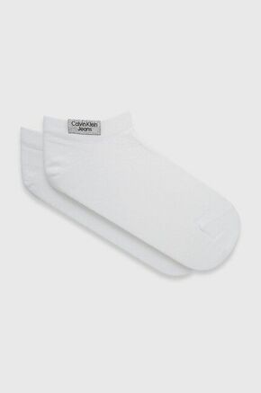 Calvin Klein Jeans nogavice (2-pack) - bela. Kratke nogavice iz zbirke Calvin Klein Jeans. Model iz elastičnega