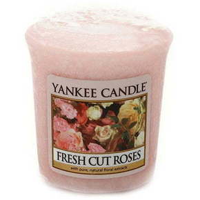 Yankee Candle Aromatična zavetna sveča Fresh Cut Roses® 49 g