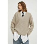 Volnen pulover Gestuz ženski, bež barva - bež. Pulover iz kolekcije Gestuz. Model izdelan iz enobarvne pletenine. Visoka vsebnost volne zagotavlja zaščito pred mrazom, dodatek poliestra pa povečuje odpornost na gubanje.
