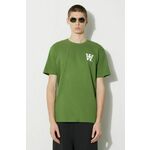 Bombažna kratka majica Wood Wood Ace AA Logo moška, zelena barva, 10285709.2222 - zelena. Lahkotna kratka majica iz kolekcije Wood Wood, izdelana iz visokokakovostne pletenine, ki je bila izdelana na trajnostni način. Model iz izjemno udobne...