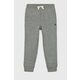 Polo Ralph Lauren otroške hlače 110-128 cm - siva. Otroške hlače iz kolekcije Polo Ralph Lauren. Model izdelan iz enobarvne pletenine.