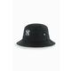Bombažni klobuk 47brand New York Yankeees črna barva - črna. Klobuk iz kolekcije 47brand. Model z ozkim robom, izdelan iz enobarvnega materiala.