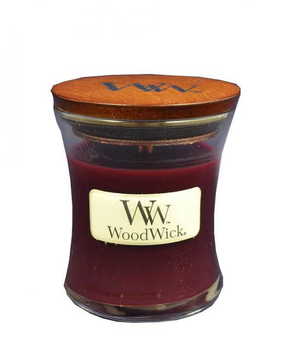 Woodwick dišeča sveča Black Cherry 85