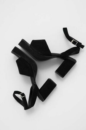 Sandali iz semiša Answear Lab črna barva - črna. Sandali iz kolekcije Answear Lab. Model izdelan iz semiš usnja. Model z usnjenim vložkom