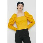 Bluza Levi's ženska, rumena barva - rumena. Bluza iz kolekcije Levi's. Model izdelan iz enobarvne tkanine. Ima kvadratni izrez.