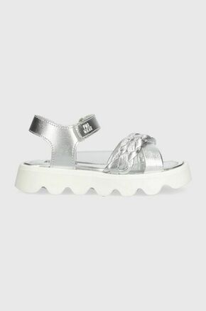 Otroški sandali Primigi srebrna barva - srebrna. Otroški sandali iz kolekcije Primigi. Model je izdelan iz kombinacije ekološkega usnja in naravnega usnja. Model z gumijastim podplatom