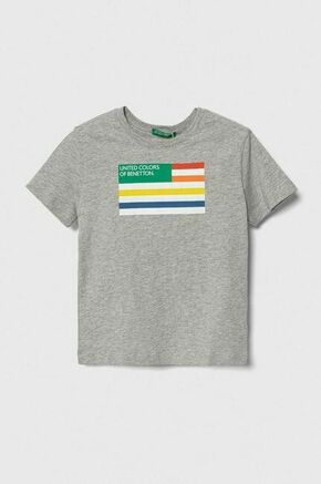 Otroška bombažna kratka majica United Colors of Benetton siva barva - siva. Otroške lahkotna kratka majica iz kolekcije United Colors of Benetton