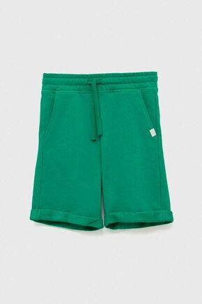 Otroške bombažne kratke hlače United Colors of Benetton zelena barva - zelena. Otroški kratke hlače iz kolekcije United Colors of Benetton