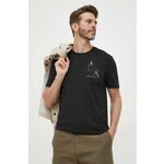 Bombažna kratka majica Armani Exchange moški, črna barva - črna. Kratka majica iz kolekcije Armani Exchange, izdelana iz tanke, elastične pletenine. Model iz izjemno udobne bombažne tkanine.