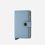 Secrid denarnica - modra. Srednje velika denarnica iz kolekcije Secrid. Model narejen iz ekološkega usnja.
