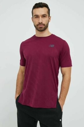 Kratka majica za tek New Balance Q Speed bordo barva - vijolična. Kratka majica za tek iz kolekcije New Balance. Model izdelan iz hitrosušečega materiala.
