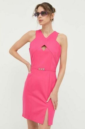 Obleka Morgan roza barva - roza. Obleka iz kolekcije Morgan. Model izdelan iz enobarvne tkanine. Model iz izjemno udobne tkanine z visoko vsebnostjo bombaža.