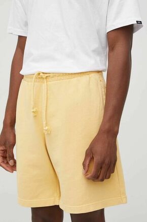 Levi's bombažne hlače - rumena. Kratke hlače iz zbirke Levi's. Model narejen iz plesti.