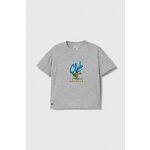 Otroška bombažna kratka majica Lacoste siva barva - siva. Otroške lahkotna kratka majica iz kolekcije Lacoste, izdelana iz pletenine, prijetne na otip. Model iz izjemno udobne tkanine z visoko vsebnostjo bombaža.