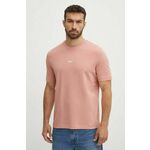 Kratka majica BOSS moška, roza barva - roza. Kratka majica iz kolekcije BOSS, izdelana iz enobarvne pletenine. Model iz izjemno udobne tkanine z visoko vsebnostjo bombaža.
