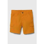 Otroške bombažne kratke hlače Guess oranžna barva - oranžna. Otroški kratke hlače iz kolekcije Guess, izdelane iz enobarvnega materiala. Izdelek je pobarvan na poseben način, da se doseže učinek barvanja oblačil. Pri posameznih izdelkih se lahko...