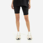 Kratke hlače New Balance ženske, črna barva - črna. Kratke hlače iz kolekcije New Balance. Model izdelan iz tanke, elastične pletenine.