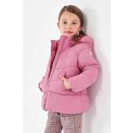 Otroška jakna Mayoral roza barva - roza. Otroški jakna iz kolekcije Mayoral. Podložen model, izdelan iz gladke tkanine. Prešiti model s sintetično izolacijo za dodatno udobje pri nižjih temperaturah.
