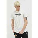 Bombažna kratka majica Tommy Jeans moški, bež barva - bež. Kratka majica iz kolekcije Tommy Jeans, izdelana iz tanke, elastične pletenine. Model iz izjemno udobne bombažne tkanine.