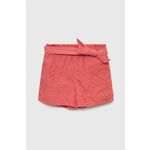 Otroške bombažne kratke hlače Guess roza barva - roza. Otroški kratke hlače iz kolekcije Guess. Model izdelan iz lahke tkanine.