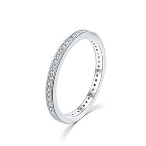 MOISS Minimalističen srebrn prstan s cirkoni R00020 (Obseg 50 mm) srebro 925/1000