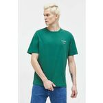 Bombažna kratka majica Tommy Jeans moški, zelena barva - zelena. Lahkotna kratka majica iz kolekcije Tommy Jeans, izdelana iz tanke, elastične pletenine. Model iz izjemno udobne bombažne tkanine.
