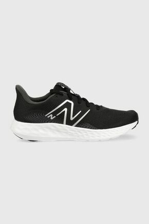 Tekaški čevlji New Balance 411v3 črna barva - črna. Tekaški čevlji iz kolekcije New Balance. Model z zgornjim delom iz lahke