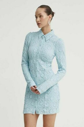 Obleka Rotate - modra. Obleka iz kolekcije Rotate. Model izdelan iz vzorčastega materiala. Izdelek vsebuje reciklirana vlakna.
