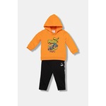 Otroška trenirka Puma PUMA X HOT WHEELS MINICATS Loungewear Set INF TR oranžna barva, 632399 - oranžna. Otroški komplet trenirke iz kolekcije Puma. Model izdelan iz tanke, elastične pletenine. Model iz zračnega materiala z visoko vsebnostjo bombaža.