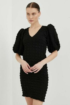 Obleka Gestuz črna barva - črna. Obleka iz kolekcije Gestuz. Model izdelan iz enobarvne tkanine. Material z optimalno elastičnostjo zagotavlja popolno svobodo gibanja.