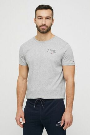 Bombažna kratka majica Tommy Hilfiger siva barva - siva. Kratka majica iz kolekcije Tommy Hilfiger. Model izdelan iz udobne pletenine.