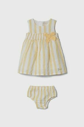 Obleka iz lanene mešanice za dojenčke Guess rumena barva - rumena. Obleka za dojenčke iz kolekcije Guess. Nabran model