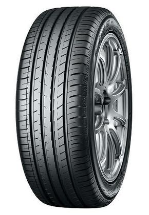 YOKOHAMA letna pnevmatika 215/55 R16 97W BLUEARTH-GT AE51 XL