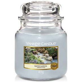 Yankee Candle Aromatična sveča Klasičen srednje vodni vrt 411 g