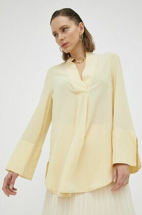 Svilena bluza By Malene Birger rumena barva - rumena. Majica iz kolekcije By Malene Birger. Model izdelan iz enobarvne tkanine. Ima V izrez. Zračen material