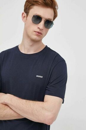 Bombažen t-shirt HUGO - mornarsko modra. T-shirt iz kolekcije HUGO. Model izdelan iz enobarvne pletenine.