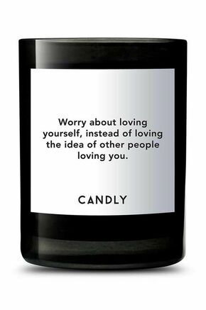 Candly dišeča sojina sveča Worry about loving yourself. 250 g - črna. Dišeča vrečka iz kolekcije Candly. Model izdelan iz stekla.